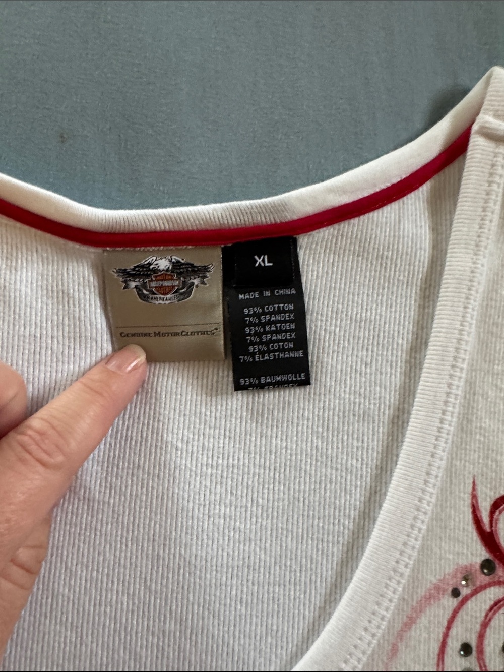 Harley-Davidson White Tank with Red Trim and Pink Graphic - Picture 2 of 5